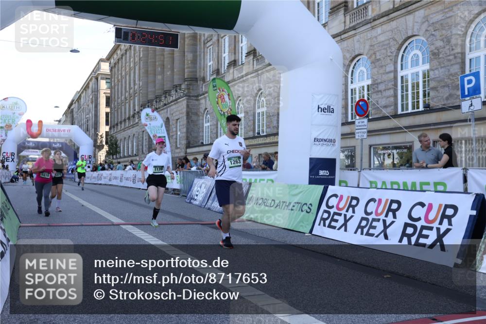 07.09.2025 - BARMER Alsterlauf Strokosch-Dieckow http://msf.ph/oto/8717653 07.09.2025 11:54:48 Ziel  meine-sportfotos.de