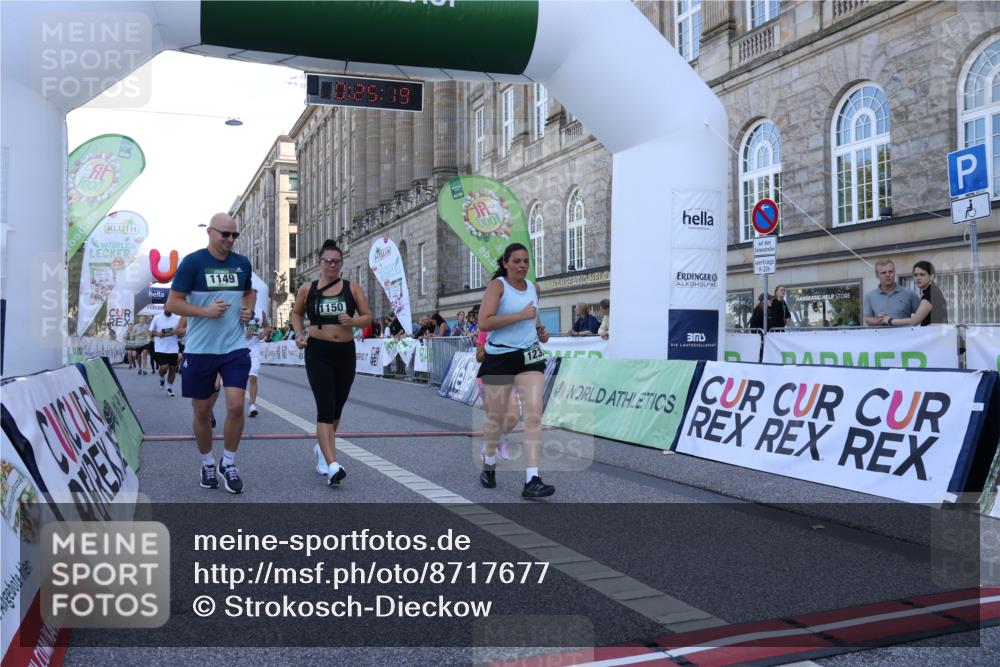 07.09.2025 - BARMER Alsterlauf Strokosch-Dieckow http://msf.ph/oto/8717677 07.09.2025 11:55:16 Ziel  meine-sportfotos.de