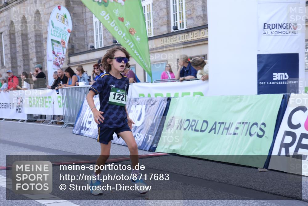 07.09.2025 - BARMER Alsterlauf Strokosch-Dieckow http://msf.ph/oto/8717683 07.09.2025 11:55:33 Ziel  meine-sportfotos.de