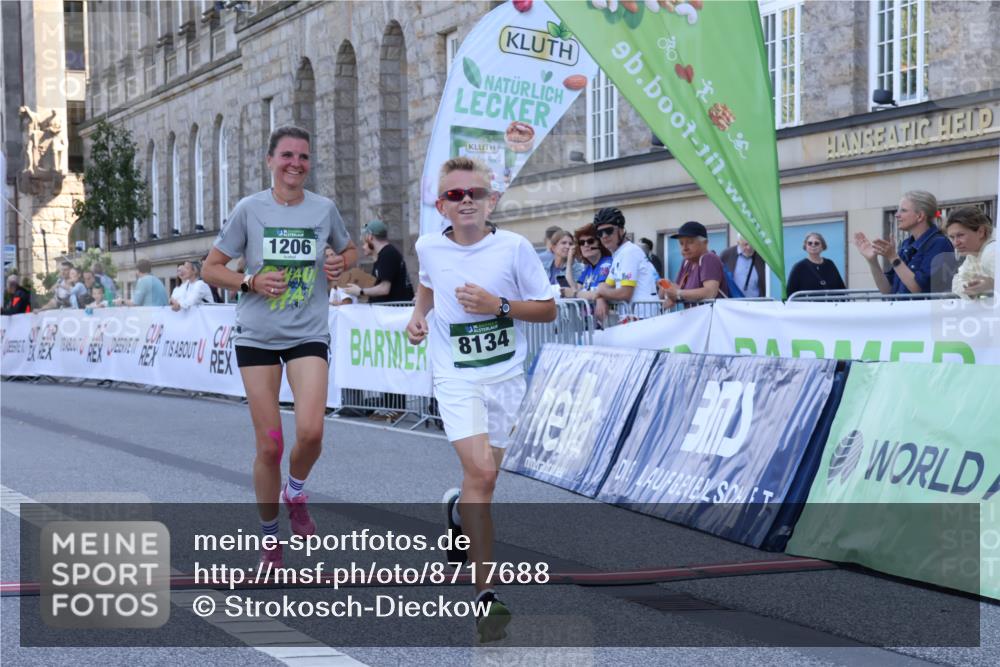 07.09.2025 - BARMER Alsterlauf Strokosch-Dieckow http://msf.ph/oto/8717688 07.09.2025 11:55:37 Ziel  meine-sportfotos.de