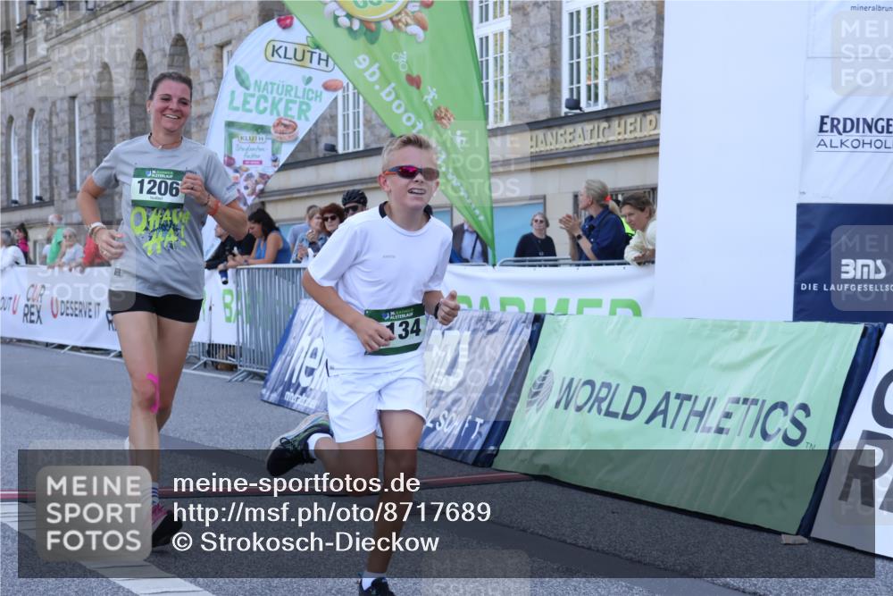 07.09.2025 - BARMER Alsterlauf Strokosch-Dieckow http://msf.ph/oto/8717689 07.09.2025 11:55:38 Ziel  meine-sportfotos.de