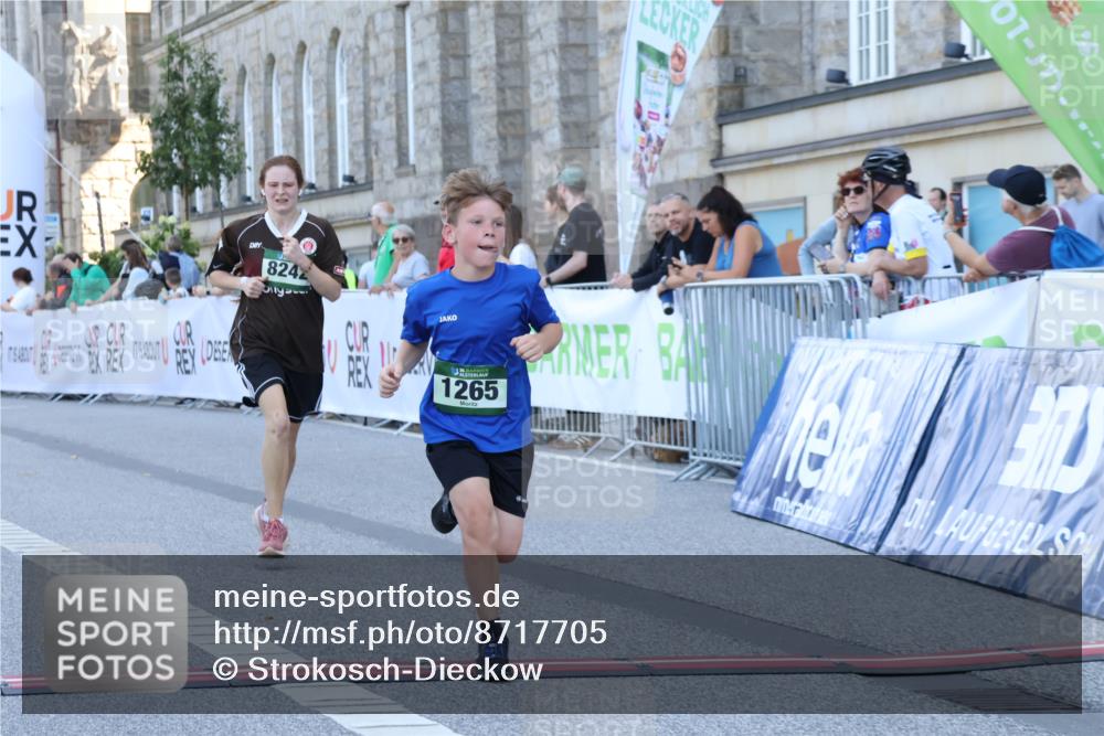 07.09.2025 - BARMER Alsterlauf Strokosch-Dieckow http://msf.ph/oto/8717705 07.09.2025 11:56:03 Ziel  meine-sportfotos.de