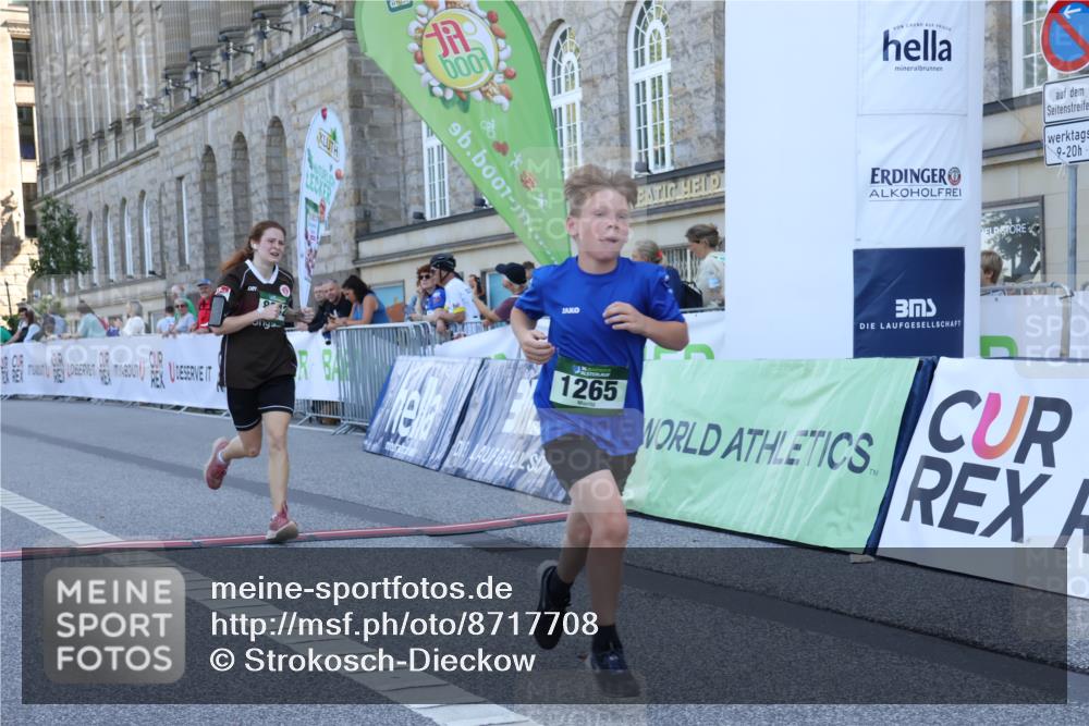 07.09.2025 - BARMER Alsterlauf Strokosch-Dieckow http://msf.ph/oto/8717708 07.09.2025 11:56:04 Ziel  meine-sportfotos.de