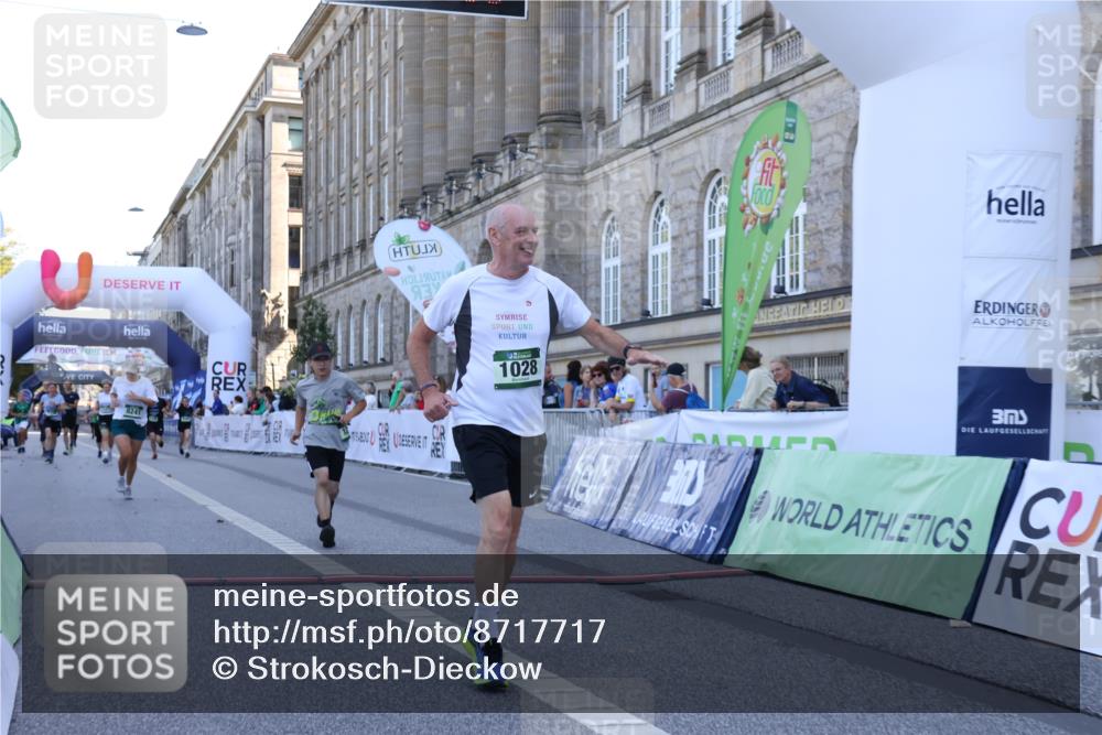 07.09.2025 - BARMER Alsterlauf Strokosch-Dieckow http://msf.ph/oto/8717717 07.09.2025 11:56:46 Ziel  meine-sportfotos.de
