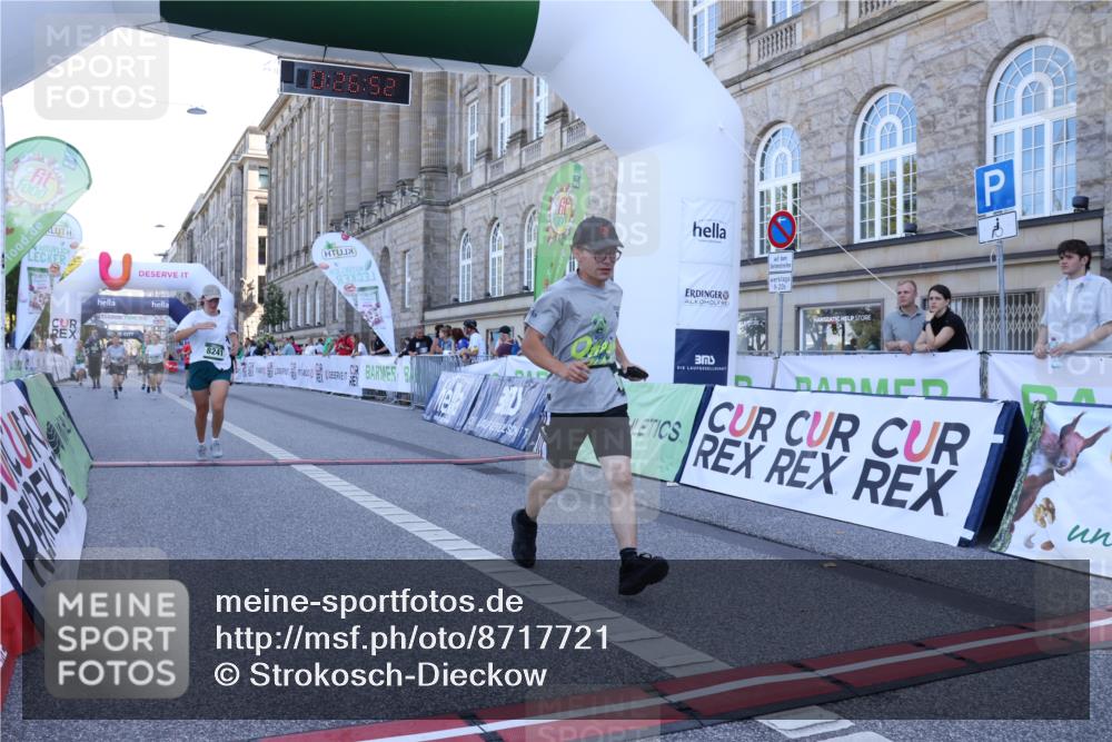 07.09.2025 - BARMER Alsterlauf Strokosch-Dieckow http://msf.ph/oto/8717721 07.09.2025 11:56:48 Ziel  meine-sportfotos.de