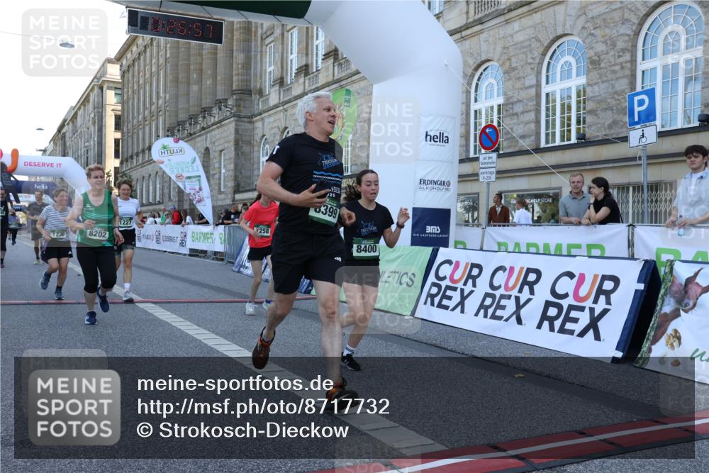 07.09.2025 - BARMER Alsterlauf Strokosch-Dieckow http://msf.ph/oto/8717732 07.09.2025 11:56:54 Ziel  meine-sportfotos.de