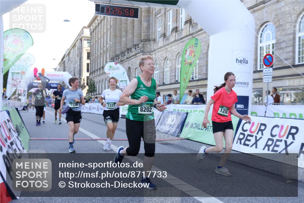 07.09.2025 - BARMER Alsterlauf Strokosch-Dieckow http://msf.ph/oto/8717733 07.09.2025 11:56:55 Ziel  meine-sportfotos.de
