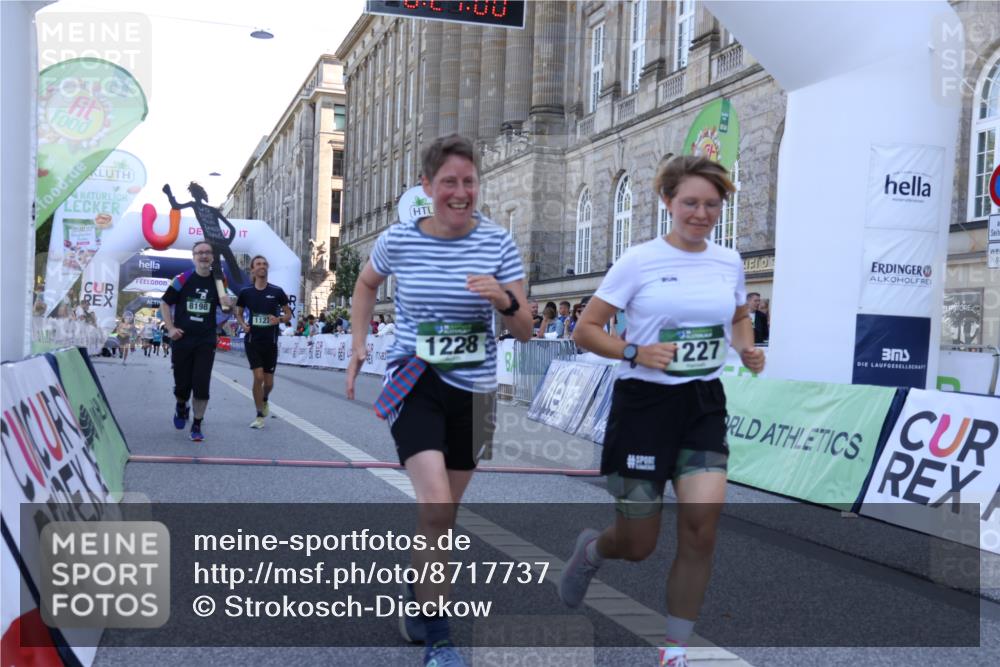 07.09.2025 - BARMER Alsterlauf Strokosch-Dieckow http://msf.ph/oto/8717737 07.09.2025 11:56:56 Ziel  meine-sportfotos.de