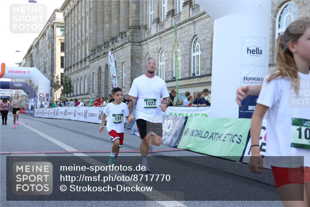 07.09.2025 - BARMER Alsterlauf Strokosch-Dieckow http://msf.ph/oto/8717770 07.09.2025 11:58:26 Ziel  meine-sportfotos.de