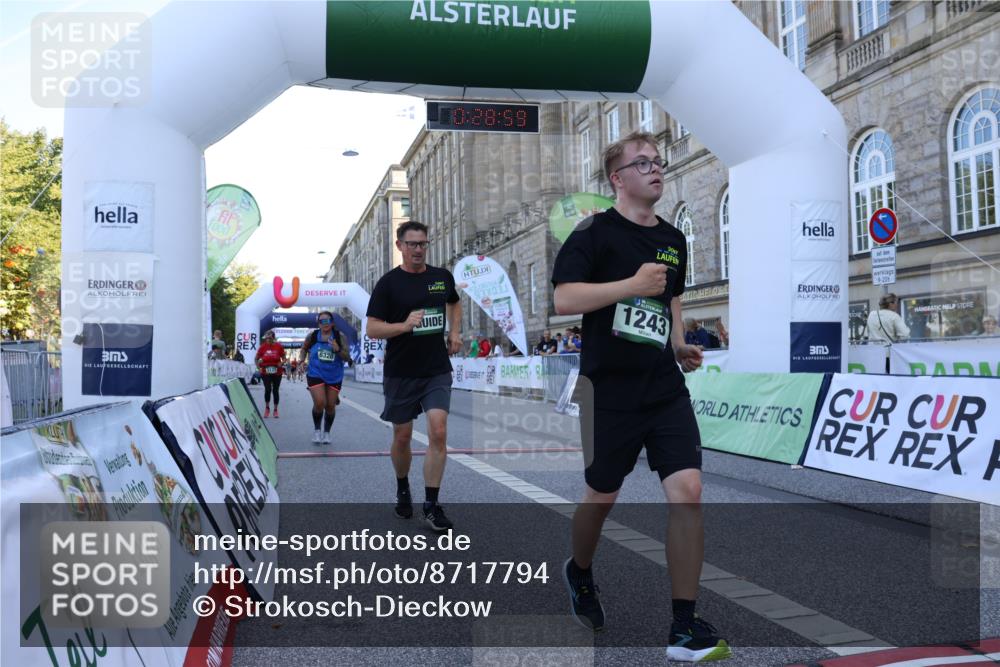 07.09.2025 - BARMER Alsterlauf Strokosch-Dieckow http://msf.ph/oto/8717794 07.09.2025 11:58:55 Ziel  meine-sportfotos.de