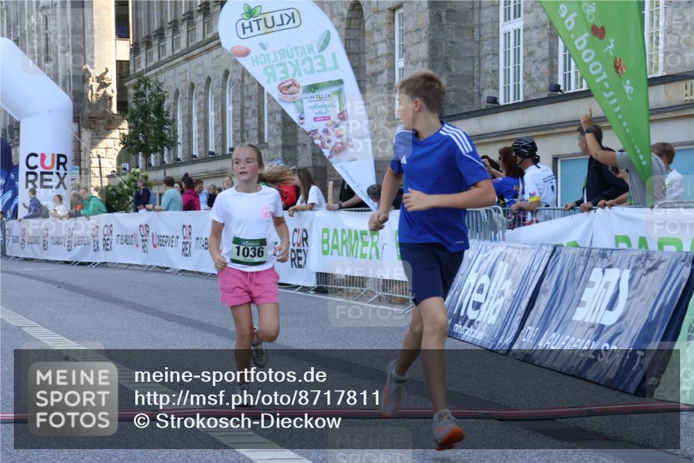 07.09.2025 - BARMER Alsterlauf Strokosch-Dieckow http://msf.ph/oto/8717811 07.09.2025 11:59:08 Ziel  meine-sportfotos.de
