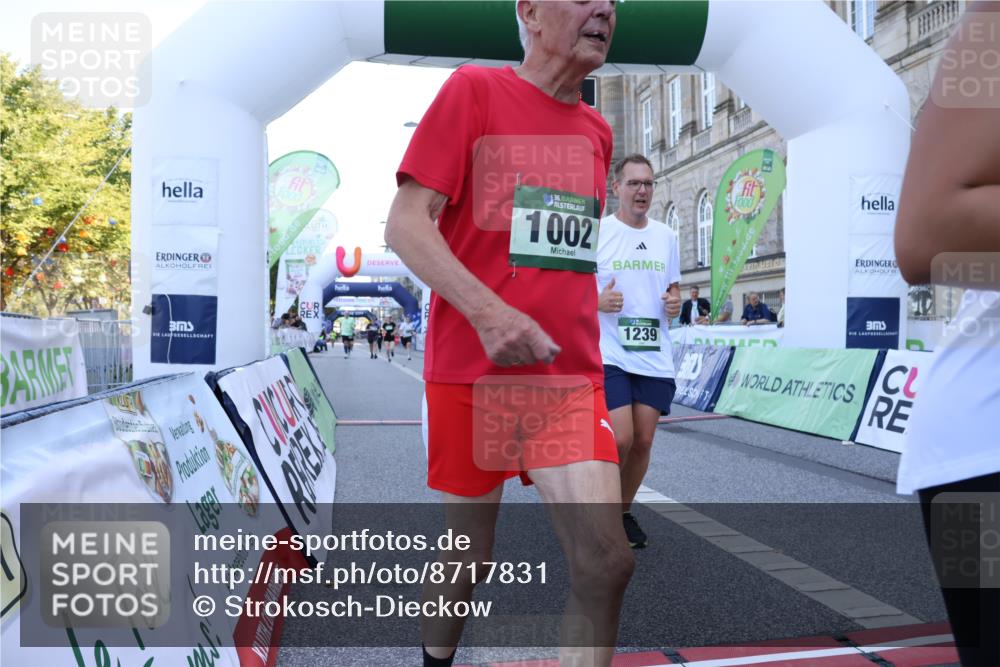 07.09.2025 - BARMER Alsterlauf Strokosch-Dieckow http://msf.ph/oto/8717831 07.09.2025 11:59:21 Ziel  meine-sportfotos.de