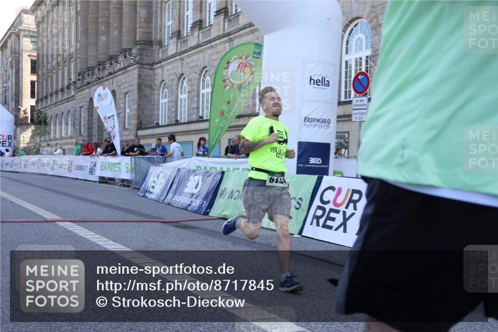 07.09.2025 - BARMER Alsterlauf Strokosch-Dieckow http://msf.ph/oto/8717845 07.09.2025 11:59:35 Ziel  meine-sportfotos.de