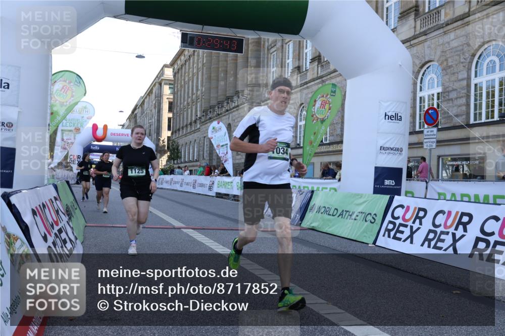07.09.2025 - BARMER Alsterlauf Strokosch-Dieckow http://msf.ph/oto/8717852 07.09.2025 11:59:39 Ziel  meine-sportfotos.de