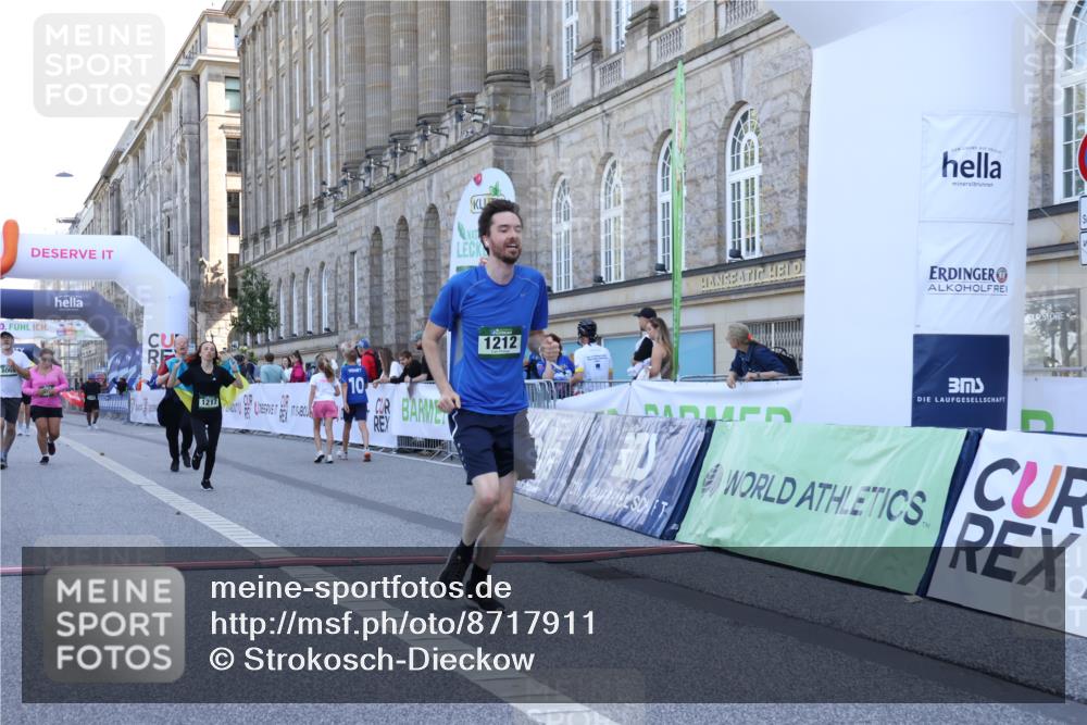 07.09.2025 - BARMER Alsterlauf Strokosch-Dieckow http://msf.ph/oto/8717911 07.09.2025 12:00:35 Ziel  meine-sportfotos.de