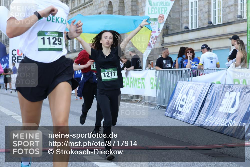 07.09.2025 - BARMER Alsterlauf Strokosch-Dieckow http://msf.ph/oto/8717914 07.09.2025 12:00:37 Ziel  meine-sportfotos.de