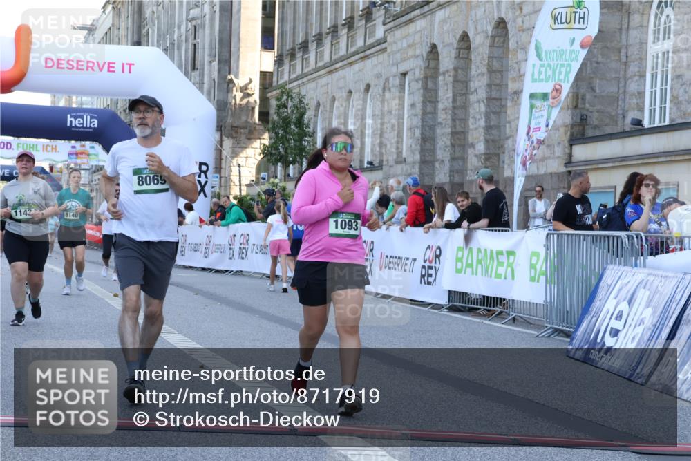 07.09.2025 - BARMER Alsterlauf Strokosch-Dieckow http://msf.ph/oto/8717919 07.09.2025 12:00:40 Ziel  meine-sportfotos.de