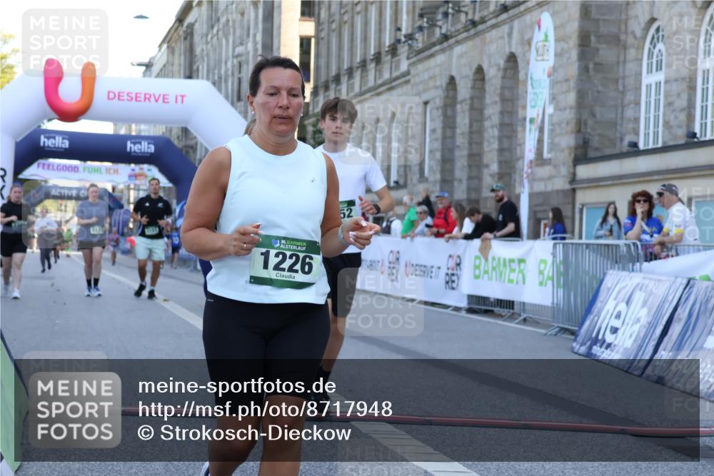 07.09.2025 - BARMER Alsterlauf Strokosch-Dieckow http://msf.ph/oto/8717948 07.09.2025 12:01:00 Ziel  meine-sportfotos.de