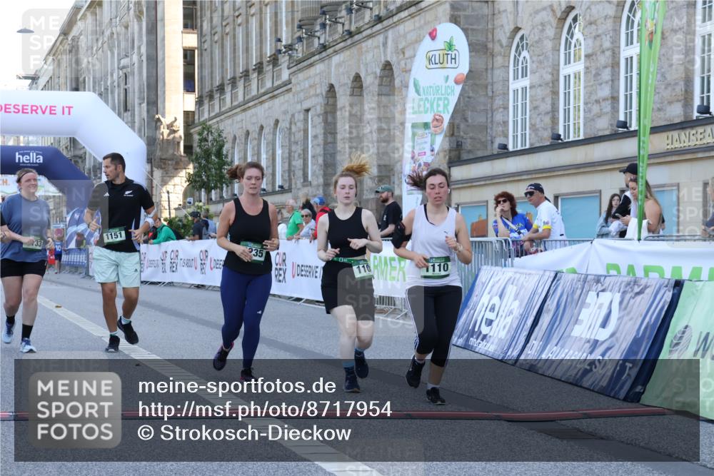 07.09.2025 - BARMER Alsterlauf Strokosch-Dieckow http://msf.ph/oto/8717954 07.09.2025 12:01:05 Ziel  meine-sportfotos.de