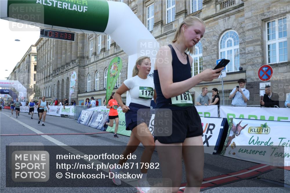 07.09.2025 - BARMER Alsterlauf Strokosch-Dieckow http://msf.ph/oto/8717982 07.09.2025 12:01:30 Ziel  meine-sportfotos.de