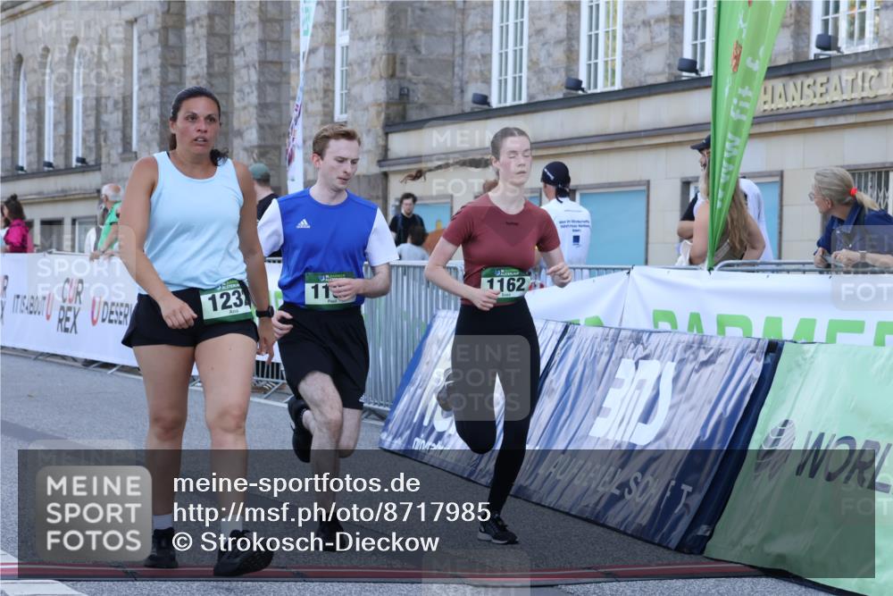 07.09.2025 - BARMER Alsterlauf Strokosch-Dieckow http://msf.ph/oto/8717985 07.09.2025 12:01:32 Ziel  meine-sportfotos.de