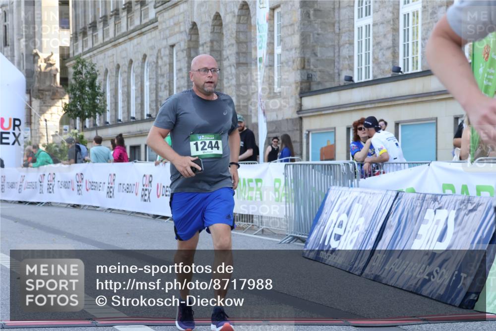 07.09.2025 - BARMER Alsterlauf Strokosch-Dieckow http://msf.ph/oto/8717988 07.09.2025 12:01:36 Ziel  meine-sportfotos.de
