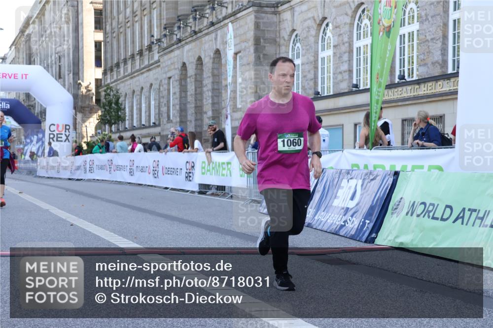 07.09.2025 - BARMER Alsterlauf Strokosch-Dieckow http://msf.ph/oto/8718031 07.09.2025 12:02:00 Ziel  meine-sportfotos.de