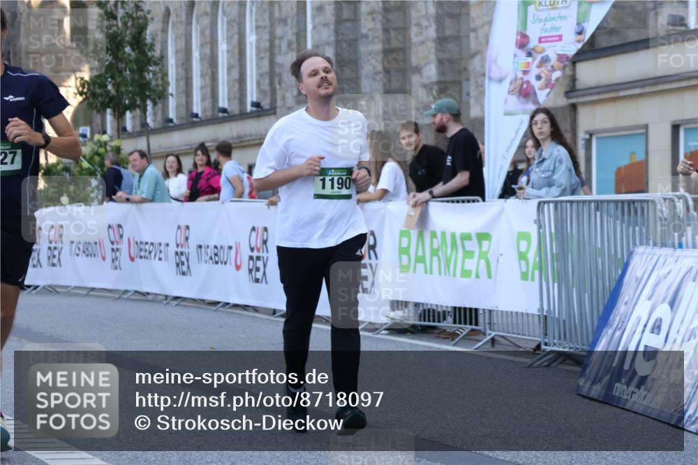 07.09.2025 - BARMER Alsterlauf Strokosch-Dieckow http://msf.ph/oto/8718097 07.09.2025 12:02:44 Ziel  meine-sportfotos.de