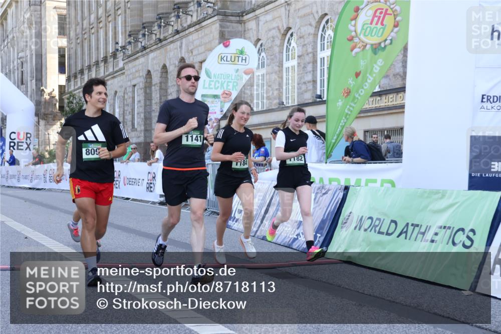 07.09.2025 - BARMER Alsterlauf Strokosch-Dieckow http://msf.ph/oto/8718113 07.09.2025 12:02:52 Ziel  meine-sportfotos.de