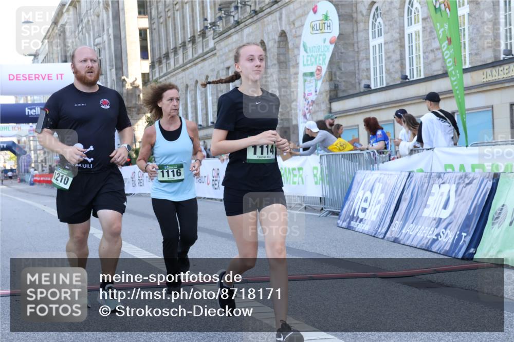 07.09.2025 - BARMER Alsterlauf Strokosch-Dieckow http://msf.ph/oto/8718171 07.09.2025 12:03:42 Ziel  meine-sportfotos.de