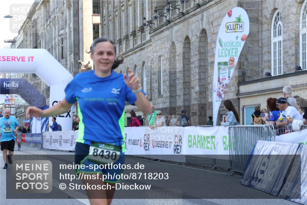07.09.2025 - BARMER Alsterlauf Strokosch-Dieckow http://msf.ph/oto/8718203 07.09.2025 12:04:10 Ziel  meine-sportfotos.de