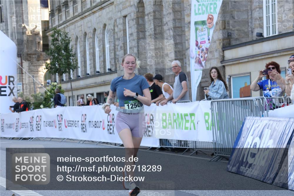 07.09.2025 - BARMER Alsterlauf Strokosch-Dieckow http://msf.ph/oto/8718289 07.09.2025 12:05:20 Ziel  meine-sportfotos.de
