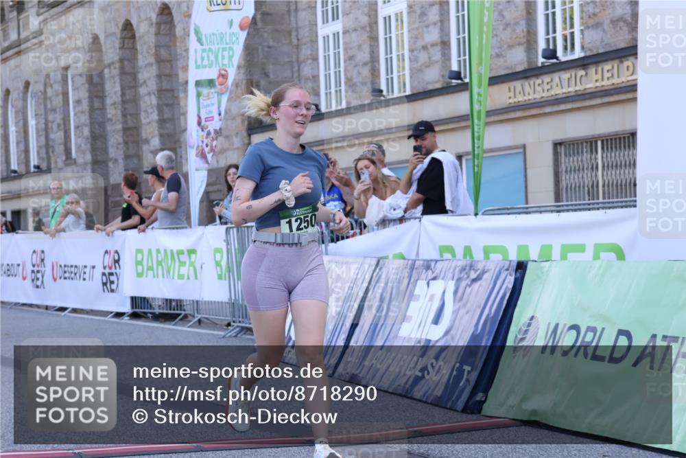 07.09.2025 - BARMER Alsterlauf Strokosch-Dieckow http://msf.ph/oto/8718290 07.09.2025 12:05:21 Ziel  meine-sportfotos.de