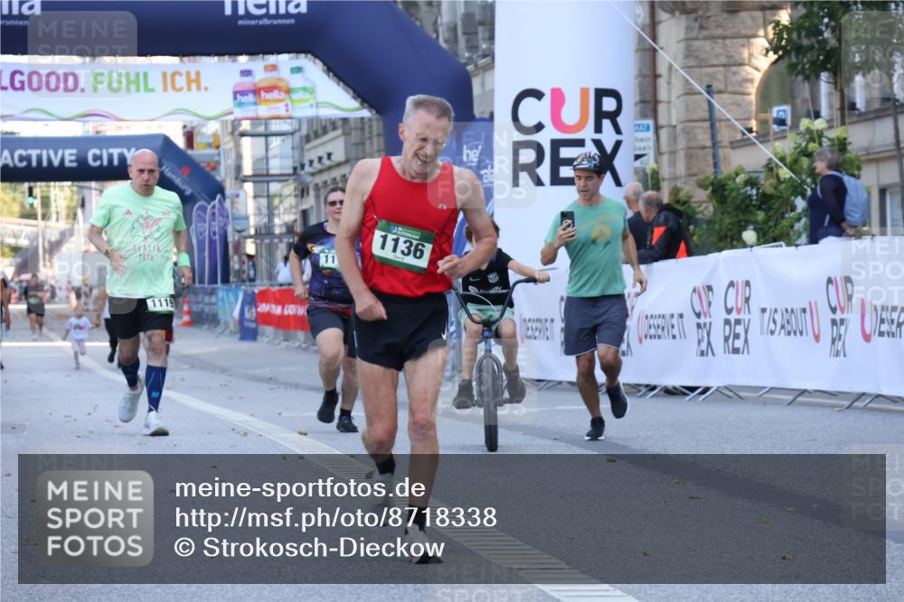 07.09.2025 - BARMER Alsterlauf Strokosch-Dieckow http://msf.ph/oto/8718338 07.09.2025 12:06:21 Ziel  meine-sportfotos.de