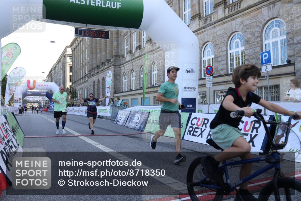 07.09.2025 - BARMER Alsterlauf Strokosch-Dieckow http://msf.ph/oto/8718350 07.09.2025 12:06:29 Ziel  meine-sportfotos.de