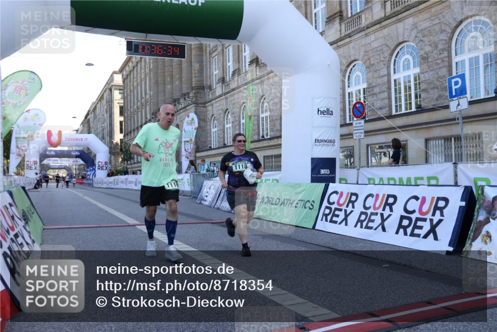 07.09.2025 - BARMER Alsterlauf Strokosch-Dieckow http://msf.ph/oto/8718354 07.09.2025 12:06:30 Ziel  meine-sportfotos.de