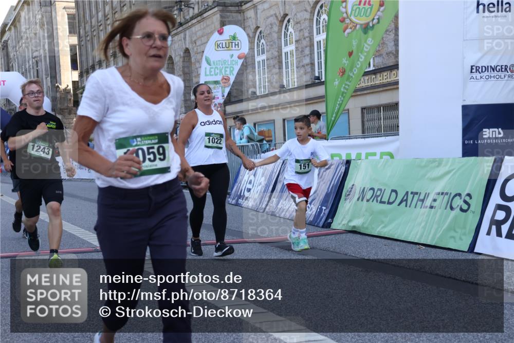 07.09.2025 - BARMER Alsterlauf Strokosch-Dieckow http://msf.ph/oto/8718364 07.09.2025 12:06:46 Ziel  meine-sportfotos.de