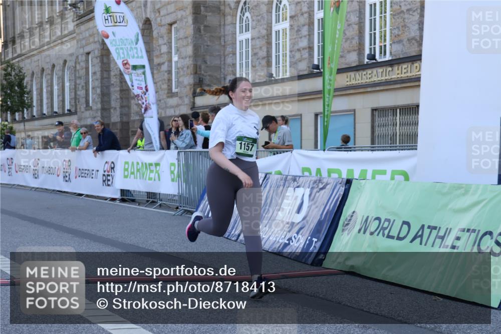 07.09.2025 - BARMER Alsterlauf Strokosch-Dieckow http://msf.ph/oto/8718413 07.09.2025 12:08:28 Ziel  meine-sportfotos.de