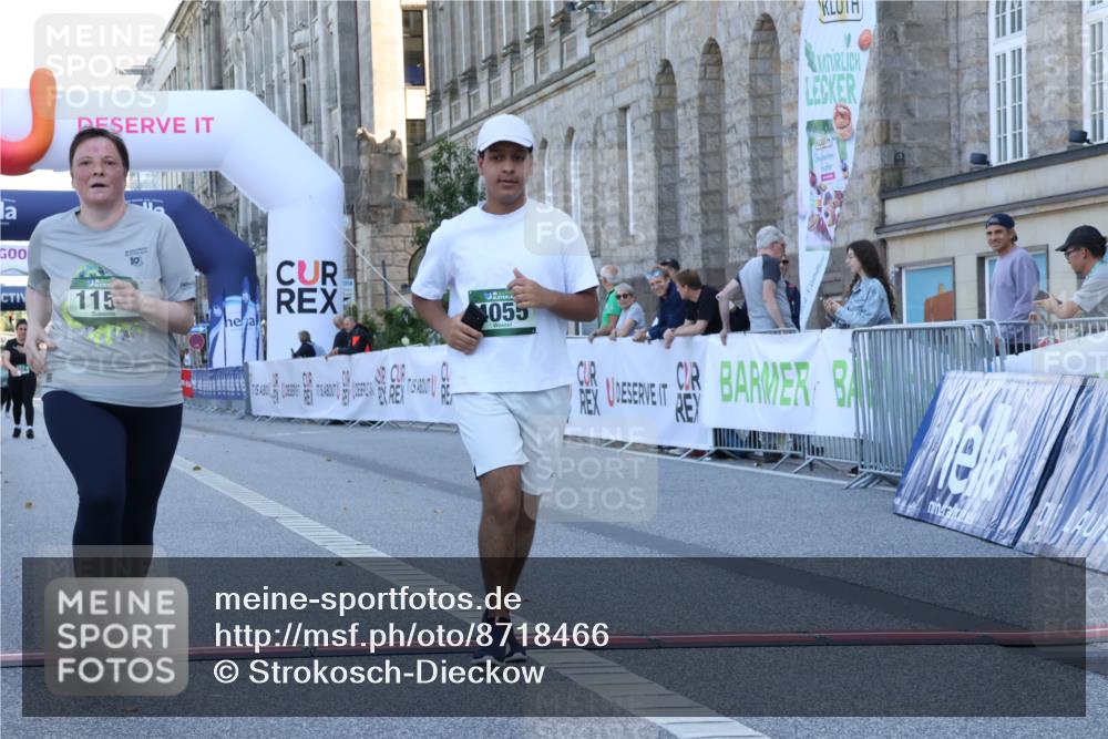 07.09.2025 - BARMER Alsterlauf Strokosch-Dieckow http://msf.ph/oto/8718466 07.09.2025 12:10:00 Ziel  meine-sportfotos.de