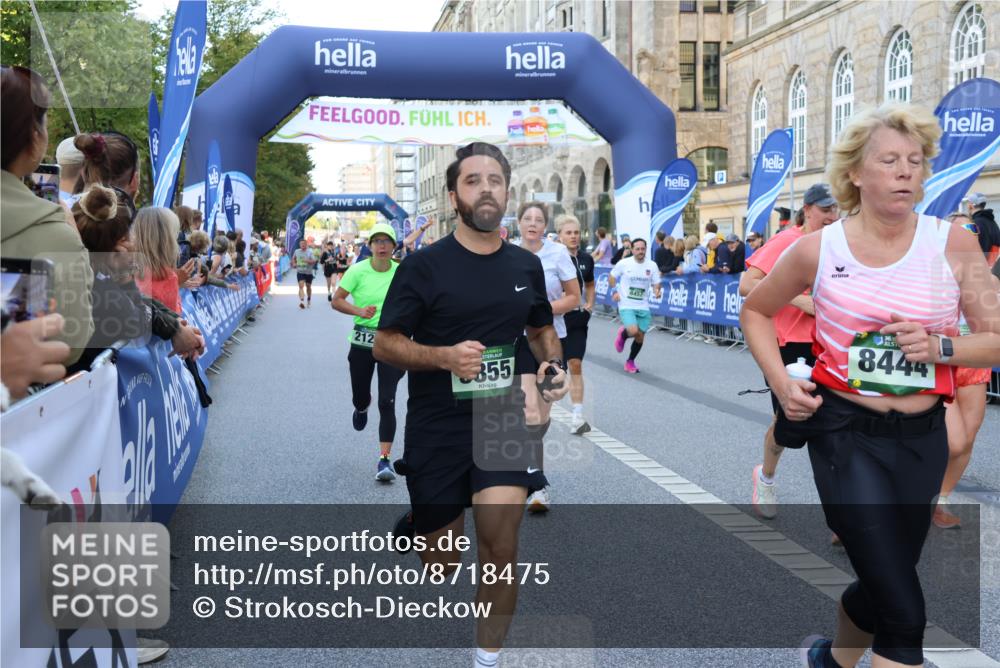 07.09.2025 - BARMER Alsterlauf Strokosch-Dieckow http://msf.ph/oto/8718475 07.09.2025 10:05:15 Ziel 2102, 2163, 2399, 2481, 3019, 3114, 3256, 3279, 3532, 3645, 3801, 3930, 4028, 4092, 4310, 4371, 4400, 4777, 4783, 4862, 5229, 5424, 5473, 5588, 5627, 6148, 6241, 6245, 8286, 8346, 8384, 8484, 8485 meine-sportfotos.de