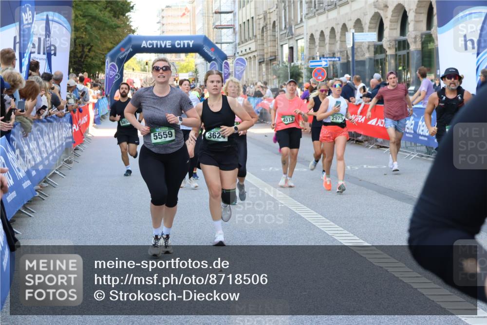 07.09.2025 - BARMER Alsterlauf Strokosch-Dieckow http://msf.ph/oto/8718506 07.09.2025 10:05:10 Ziel 2018, 2102, 2163, 2481, 3114, 3256, 3279, 3532, 3801, 3930, 4092, 4174, 4371, 4400, 4775, 4783, 4862, 5207, 5229, 5346, 5473, 5588, 5627, 5670, 5937, 6148, 6213, 6241, 6245, 8056, 8286, 8346, 8384, 8453, 8467 meine-sportfotos.de