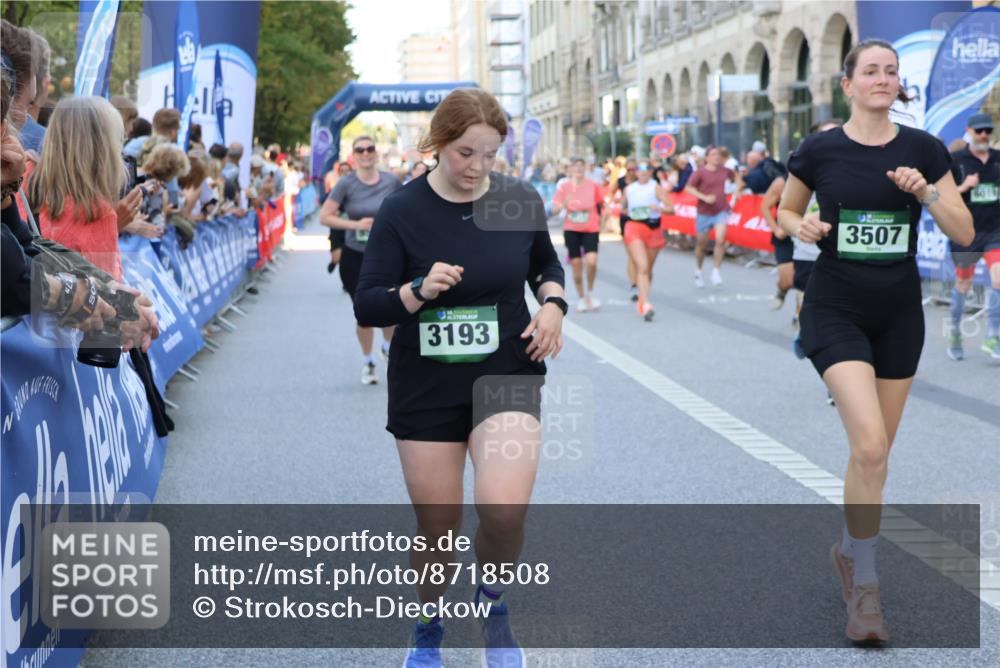 07.09.2025 - BARMER Alsterlauf Strokosch-Dieckow http://msf.ph/oto/8718508 07.09.2025 10:05:09 Ziel 2018, 2102, 2163, 2481, 3114, 3532, 3801, 3930, 4092, 4174, 4371, 4400, 4775, 4783, 4862, 5207, 5229, 5346, 5473, 5588, 5627, 5670, 5937, 6148, 6213, 6241, 6245, 8056, 8286, 8346, 8384, 8453, 8467 meine-sportfotos.de