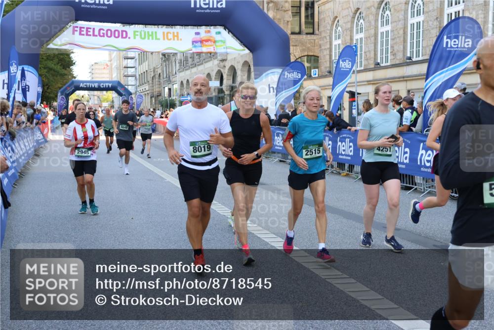 07.09.2025 - BARMER Alsterlauf Strokosch-Dieckow http://msf.ph/oto/8718545 07.09.2025 10:04:58 Ziel 2018, 2030, 2359, 2504, 2753, 2768, 2884, 3187, 3527, 3594, 3671, 3801, 4035, 4174, 4440, 4642, 4775, 4817, 4923, 4932, 5137, 5207, 5299, 5346, 5408, 5670, 5719, 5937, 6022, 6213, 8056, 8346, 8453, 8467 meine-sportfotos.de