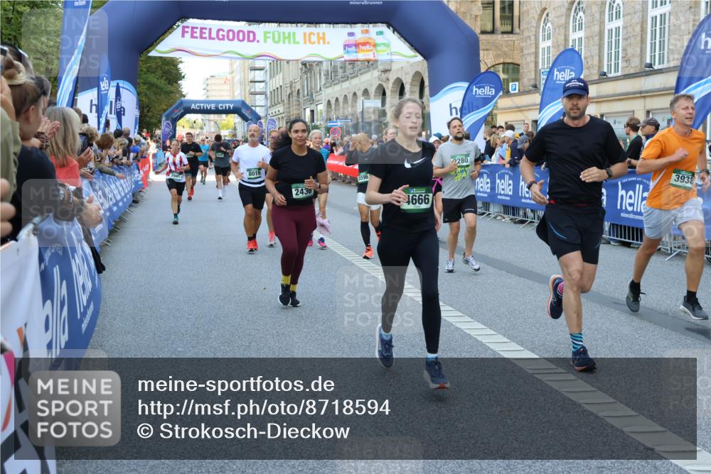 07.09.2025 - BARMER Alsterlauf Strokosch-Dieckow http://msf.ph/oto/8718594 07.09.2025 10:04:55 Ziel 2018, 2030, 2359, 2504, 2753, 2768, 2884, 3187, 3527, 3594, 3671, 4035, 4174, 4440, 4642, 4717, 4775, 4817, 4923, 4932, 5137, 5207, 5299, 5346, 5408, 5670, 5719, 5937, 6022, 6213, 8056, 8346, 8453, 8457, 8467 meine-sportfotos.de