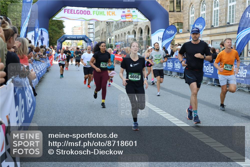 07.09.2025 - BARMER Alsterlauf Strokosch-Dieckow http://msf.ph/oto/8718601 07.09.2025 10:04:55 Ziel 2018, 2030, 2359, 2504, 2753, 2768, 2884, 3187, 3527, 3594, 3671, 4035, 4174, 4440, 4642, 4717, 4775, 4817, 4923, 4932, 5137, 5207, 5299, 5346, 5408, 5670, 5719, 5937, 6022, 6213, 8056, 8346, 8453, 8457, 8467 meine-sportfotos.de