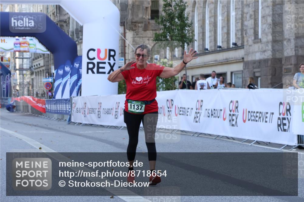 07.09.2025 - BARMER Alsterlauf Strokosch-Dieckow http://msf.ph/oto/8718654 07.09.2025 12:18:32 Ziel  meine-sportfotos.de