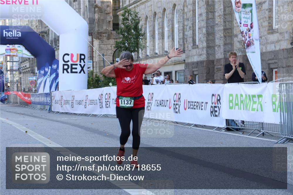 07.09.2025 - BARMER Alsterlauf Strokosch-Dieckow http://msf.ph/oto/8718655 07.09.2025 12:18:33 Ziel  meine-sportfotos.de