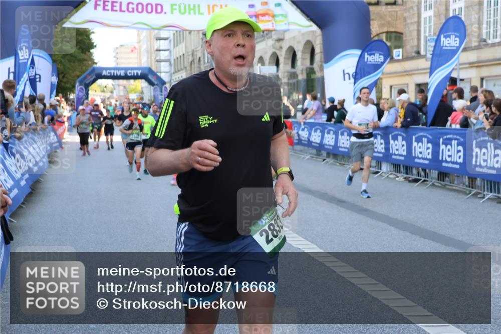 07.09.2025 - BARMER Alsterlauf Strokosch-Dieckow http://msf.ph/oto/8718668 07.09.2025 10:04:42 Ziel 2120, 2682, 2975, 3187, 3507, 3527, 3594, 3624, 3671, 3815, 3822, 3870, 4440, 4513, 4517, 4717, 4817, 4932, 5137, 5407, 5559, 5577, 5578, 5815, 5855, 5998, 6019, 6022, 6117, 8444, 8457 meine-sportfotos.de