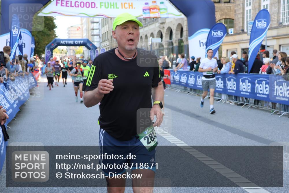 07.09.2025 - BARMER Alsterlauf Strokosch-Dieckow http://msf.ph/oto/8718671 07.09.2025 10:04:42 Ziel 2120, 2682, 2975, 3187, 3507, 3527, 3594, 3624, 3671, 3815, 3822, 3870, 4440, 4513, 4517, 4717, 4817, 4932, 5137, 5407, 5559, 5577, 5578, 5815, 5855, 5998, 6019, 6022, 6117, 8444, 8457 meine-sportfotos.de