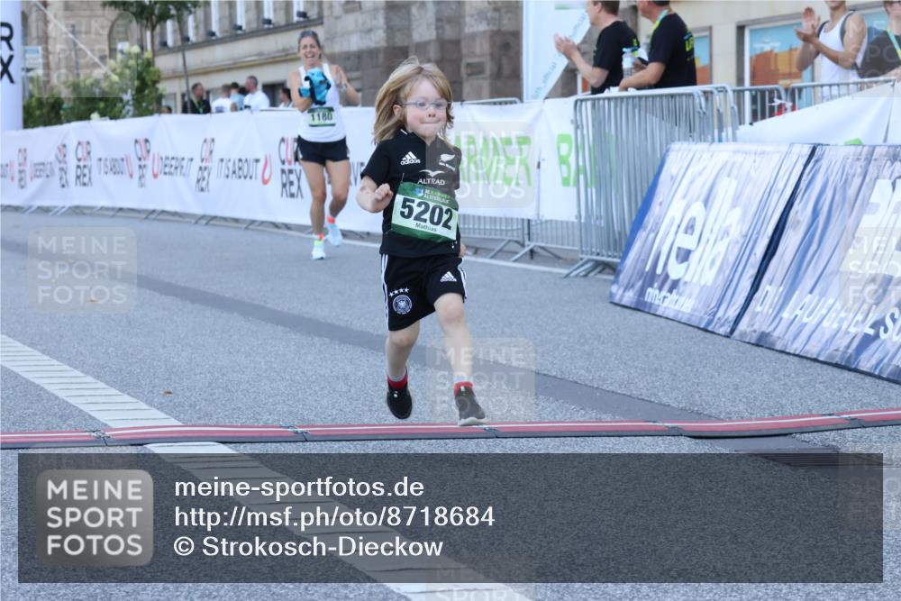 07.09.2025 - BARMER Alsterlauf Strokosch-Dieckow http://msf.ph/oto/8718684 07.09.2025 12:19:59 Ziel  meine-sportfotos.de